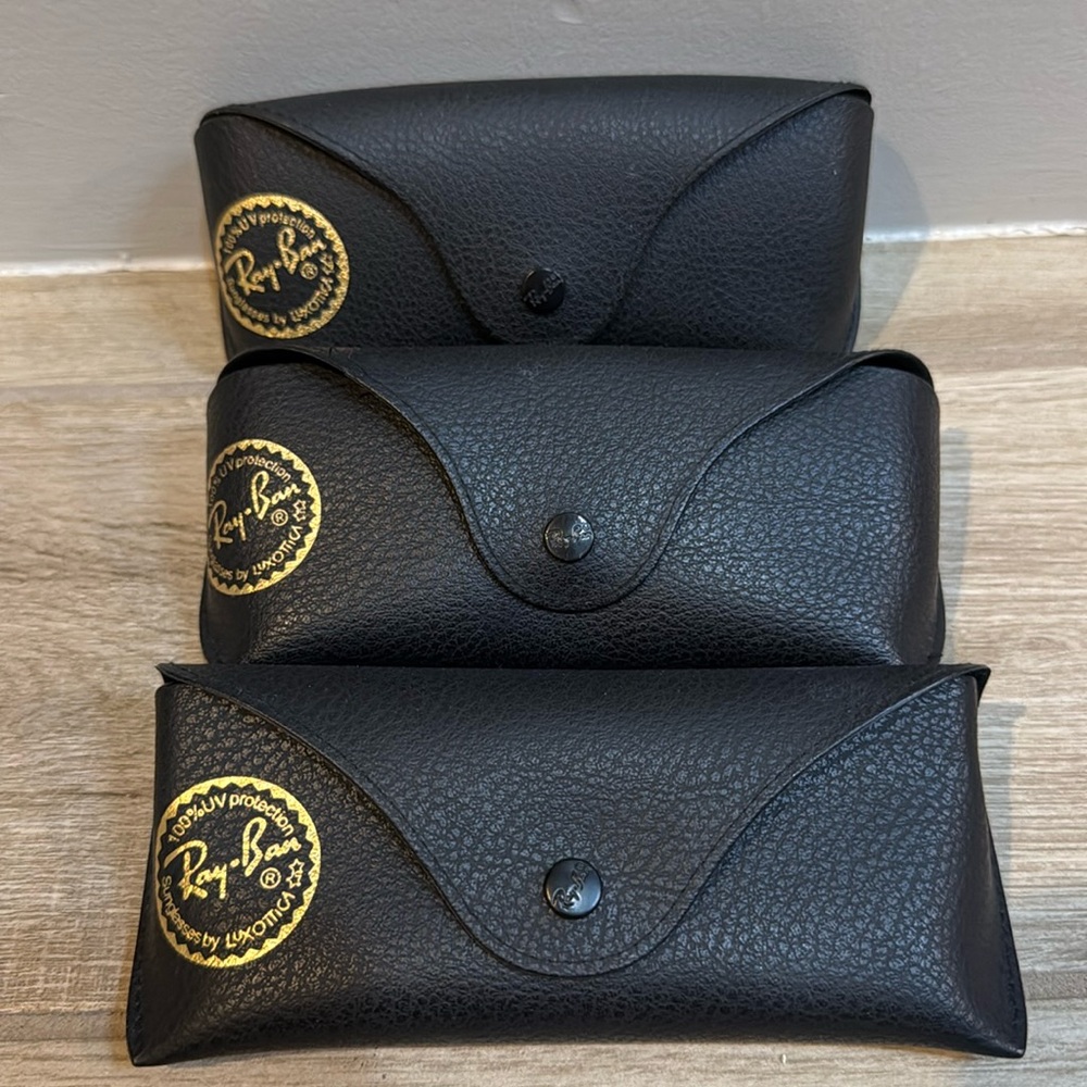 Ray-Ban sunglasses empty cases lot of 3 glasses case in black